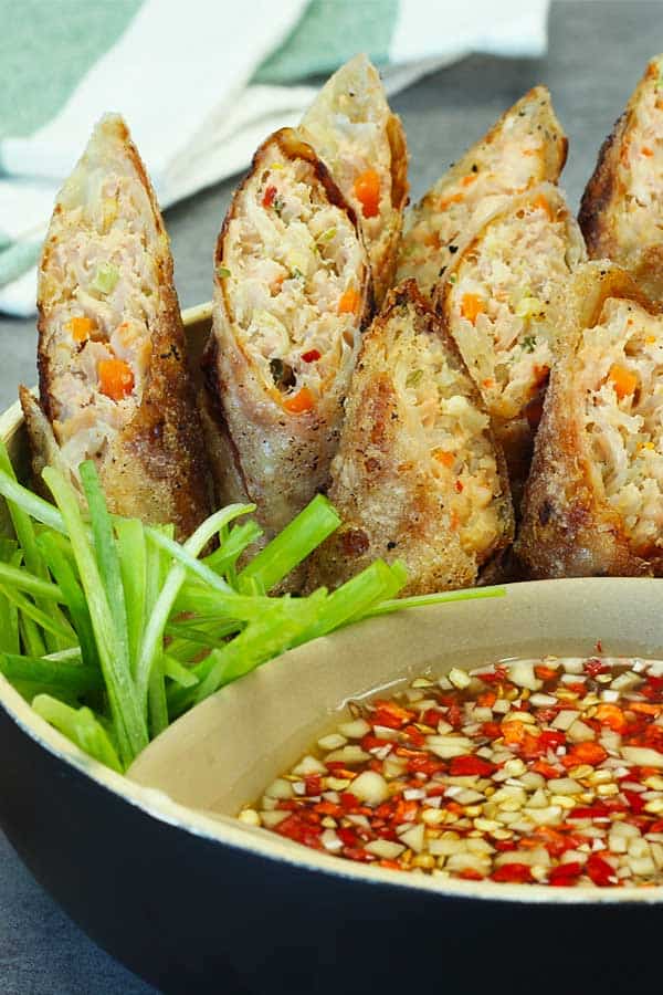 Fried Vietnamese Spring Rolls (Cha Gio) - El Mundo Eats