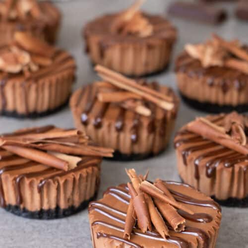 chocolate cheesecake cupcakes