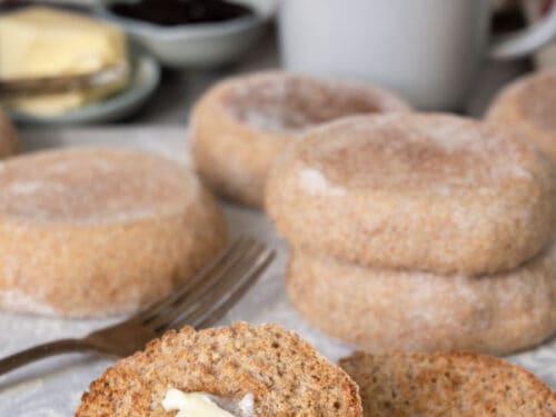 Whole Wheat English Muffins (Healthy Breakfast Bread) - El Mundo Eats