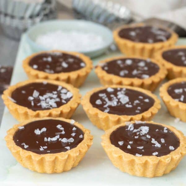 Mini Salted Chocolate Tarts - El Mundo Eats