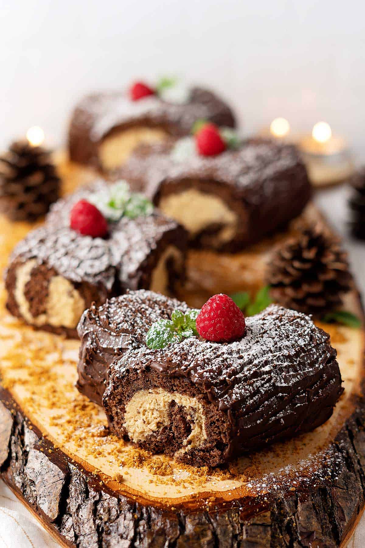 Mini Mocha Yule Log Cakes (Bûche de Noël) - El Mundo Eats