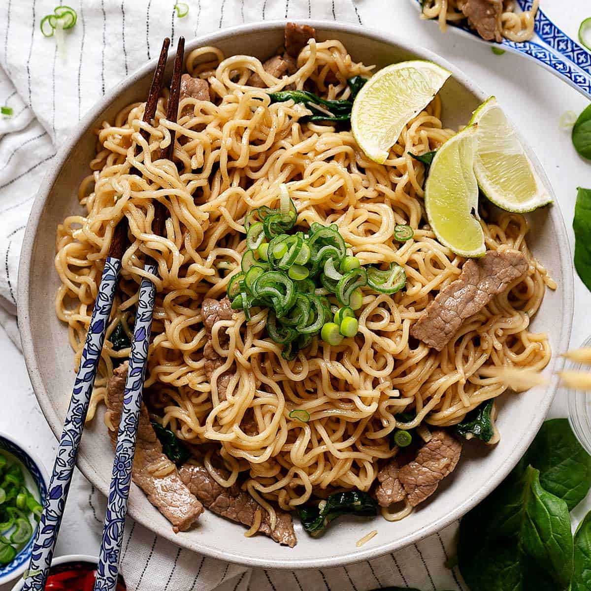 Easy 10Minute Lo Mein Noodles With Beef El Mundo Eats