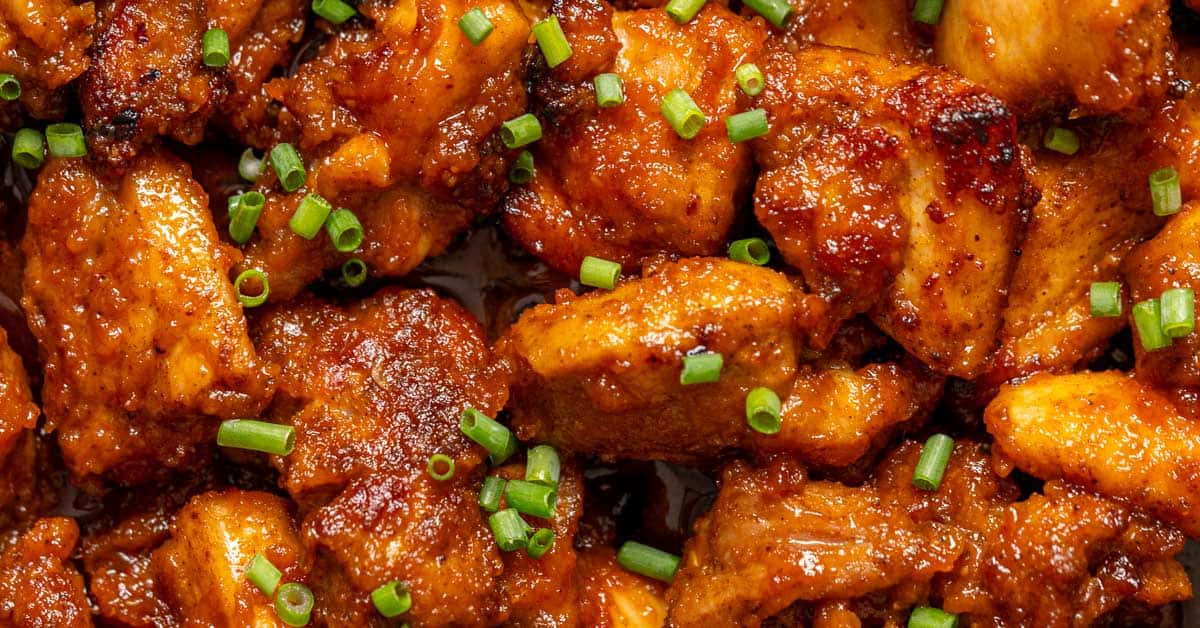 Honey Sriracha Chicken - El Mundo Eats