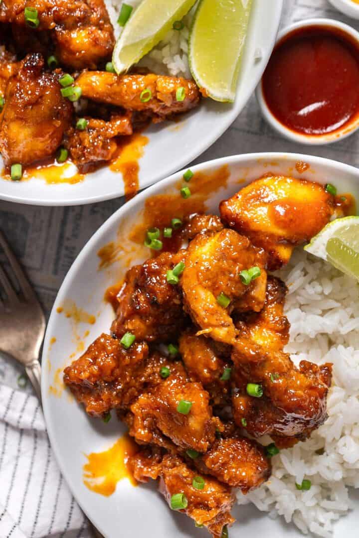 Honey Sriracha Chicken - El Mundo Eats