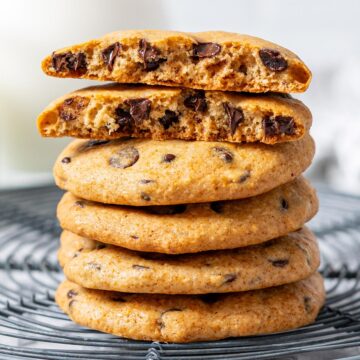 Healthy chocolate chip cookies.